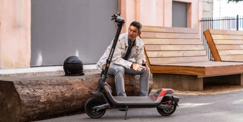 Segway P100se Kickscooter User Manual