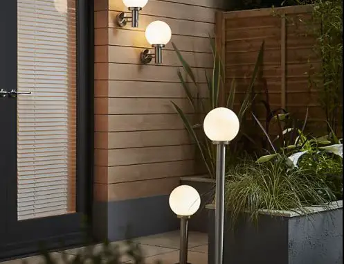 Blooma 3663602895213 Belleterre Mains-powered 1 Lamp Halogen Post Light Instruction Manual