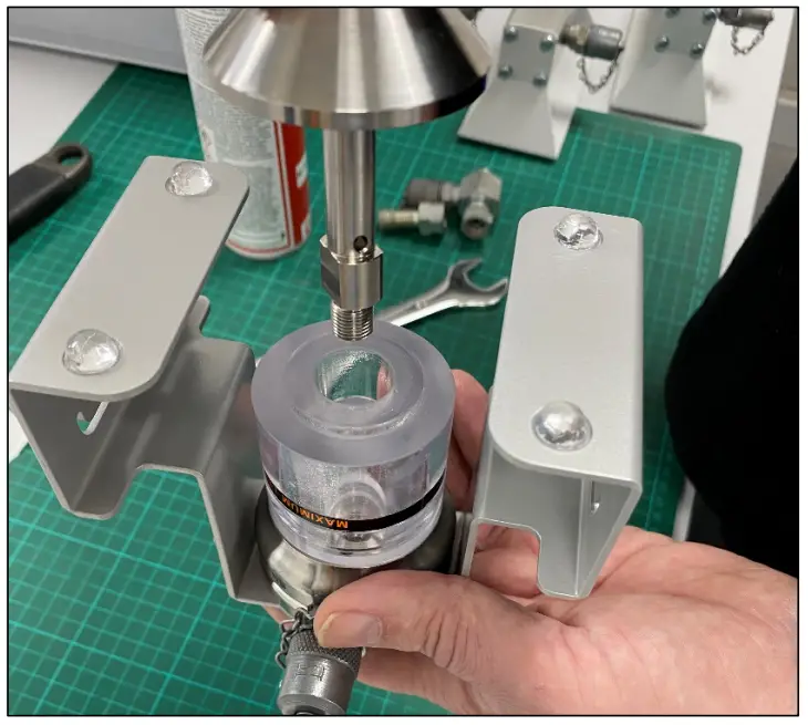 Time Electronics 7115 Contamination Trap - contaminant1