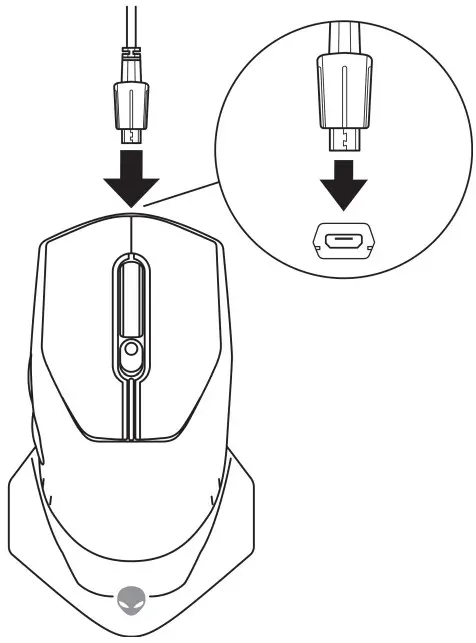 DELL Alienware 610M Wired Wireless Gaming Mouse - Charging the battery
