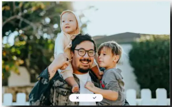 XISKT Digital Photo Frame with Whale Photo App - FIGURE 23