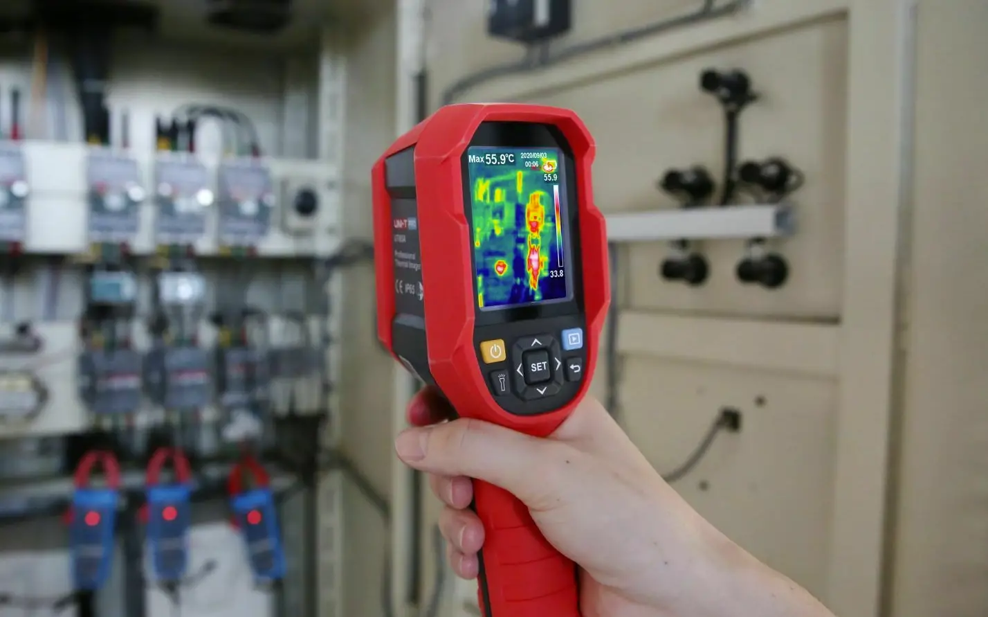 Uni-t Uti85a Professional Thermal Imager User Manual Uni-t Uti85a Professional Thermal Imager User Manual