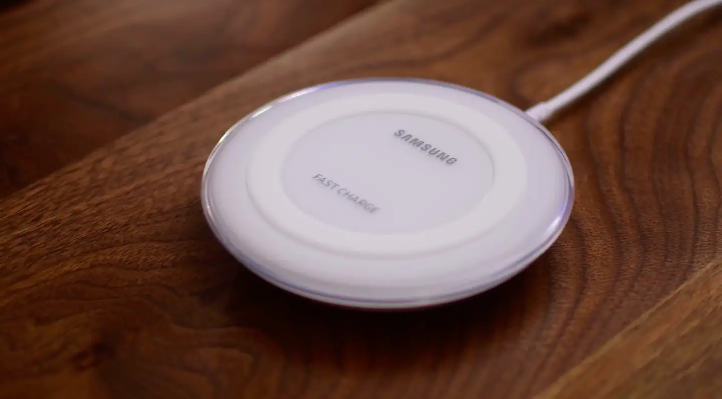 Samsung Ep-pn920 Wireless Charger User Manual Samsung Ep-pn920 Wireless Charger User Manual