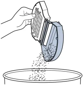 BISSELL 2908F - Cleaning the Dirt Bin 2