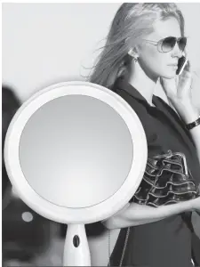 CONAIR BE52LED Series Reflect Urban 3x1x Magnificvation Mirror