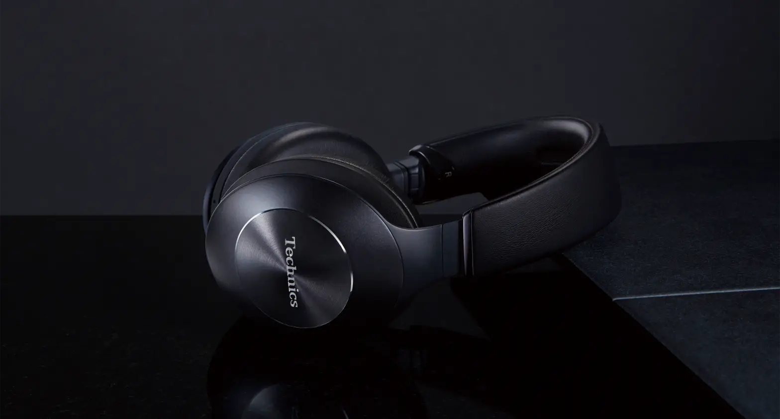 Technics Eah-f70n Digital Wireless Stereo Headphones Owner's Manual