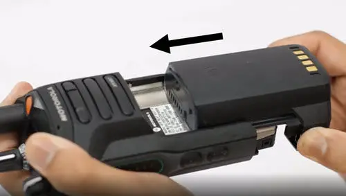 Motorola P25 Mobile Two Way Radio - Attaching the Battery