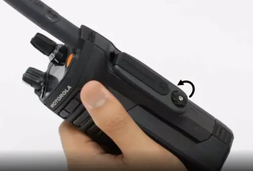 Motorola P25 Mobile Two Way Radio - Removing the Accessory Connector Cover