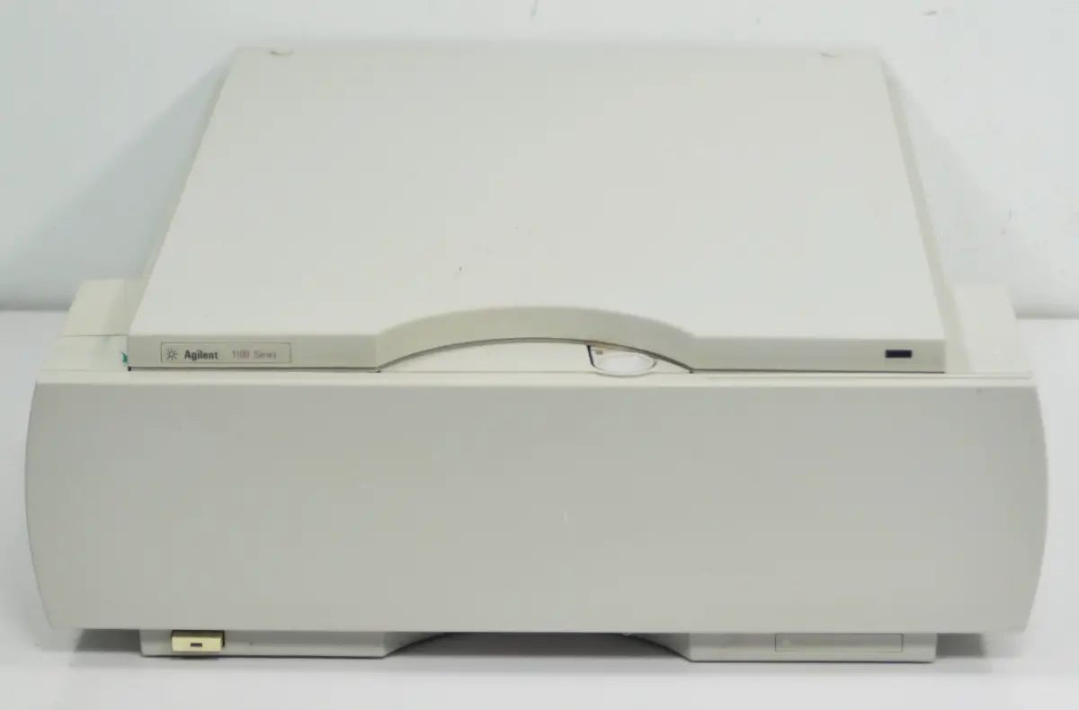 Agilent 1100 Series Thermostatted Column Compartment User Manual
