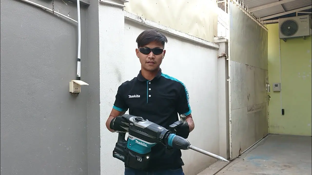 Makita Hr005gm201 40v Max Brushless Sds Max 40mm Rotary Hammer User Guide Makita Hr005gm201 40v Max Brushless Sds Max 40mm Rotary Hammer User Guide