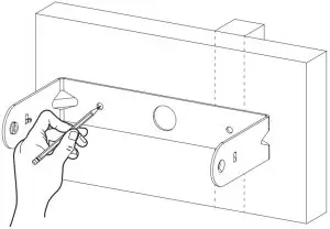 Installing the Bracket