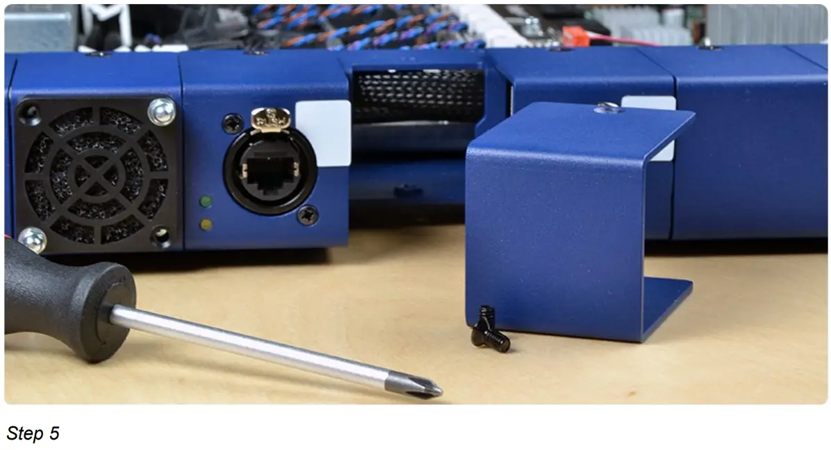 ProPlex GBS 10 Port Reconfigurable Gigabit Switch - slot