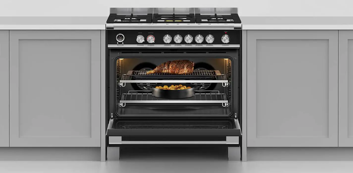 Fisher Paykel 81814 90cm Stainless Steel Kickstrip User Guide