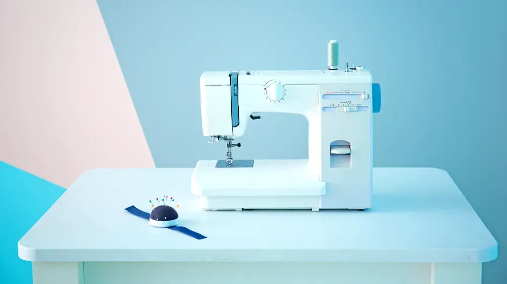 Ready-set-sew Janome's Portable Sewing Machine Guide