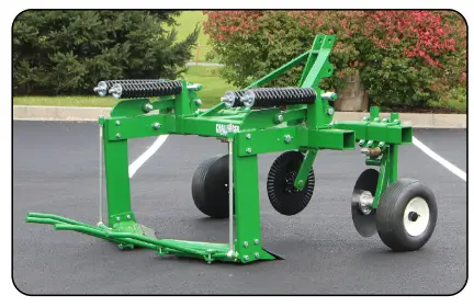 Rain-Flo IRRIGATION Challenger Model 1800 Plastic Mulch Lifter - Vine Cutting disC2