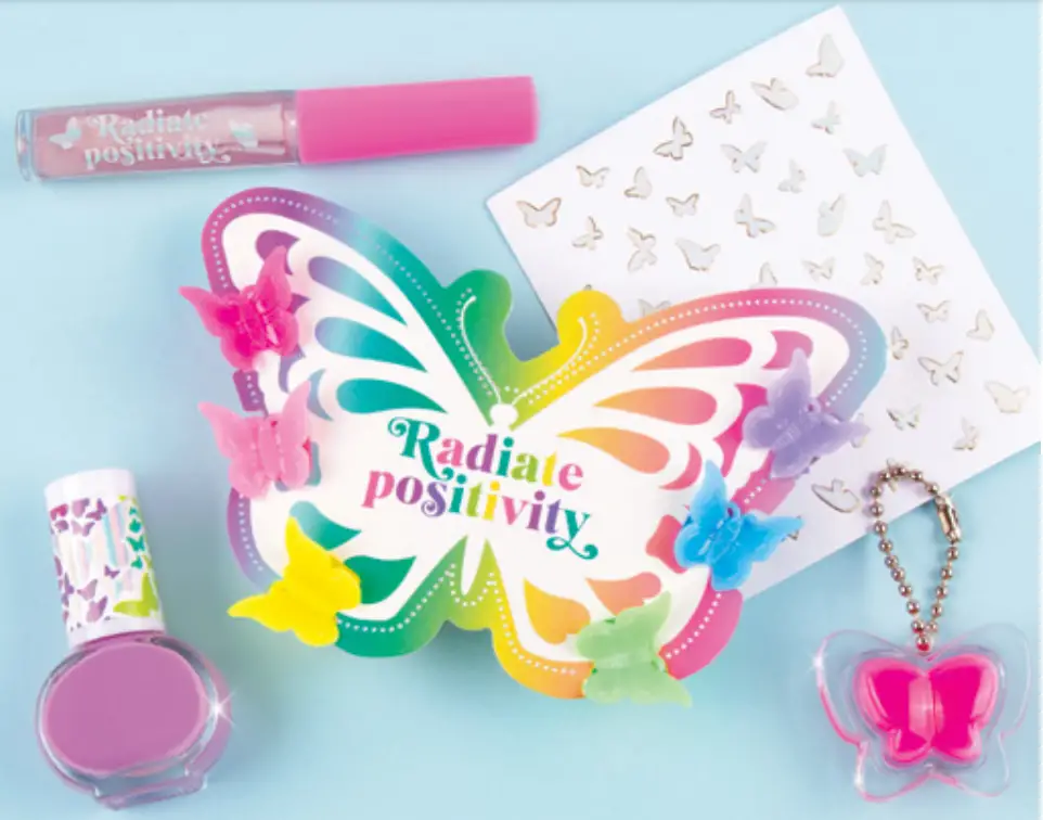 make it real 2326 Butterfly Cosmetic