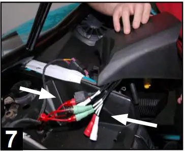 MBQuart MBQX-RAD-1 Multimedia Controller Installation Guide - Connect the electrical Plug