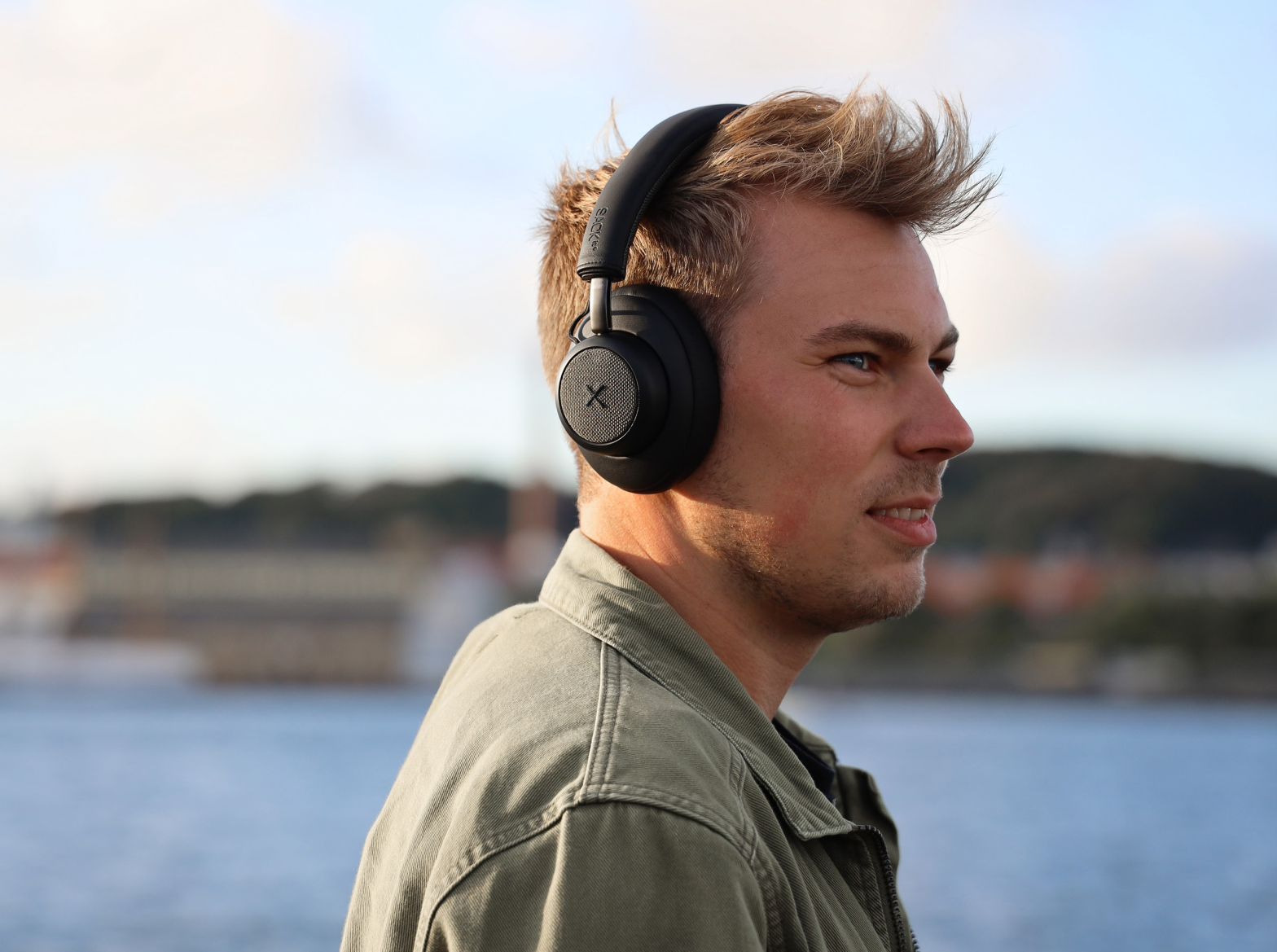 SACKit AJ83WY TOUCHit Over Ear Headphone-fig1