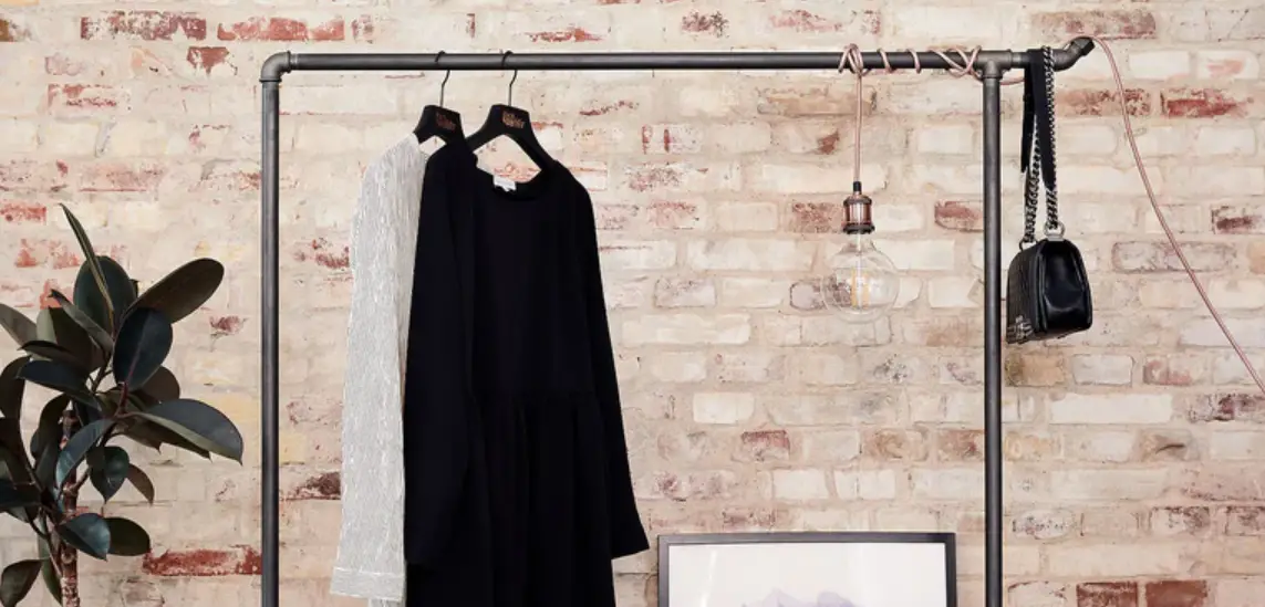 Rackbuddy Logan Custom Clothes Rail Between 2 Walls Instructions Rackbuddy Logan Custom Clothes Rail Between 2 Walls Instructions