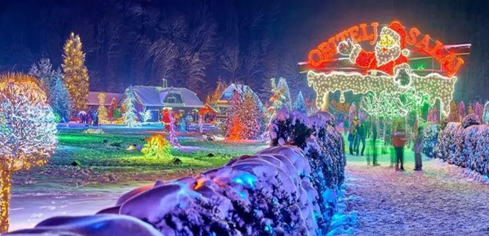 Ekvip 022377 Santa Lamp Instruction Manual Ekvip 022377 Santa Lamp Instruction Manual