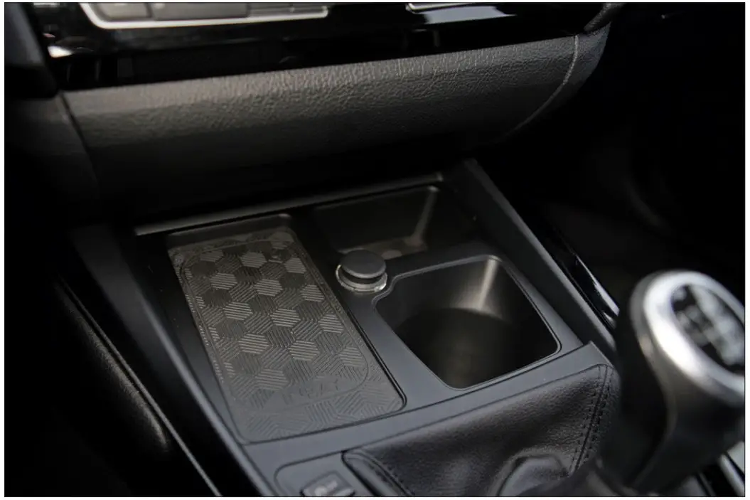 INBAY 241023 55 1 241023 55 2 Wireless Charging Tray - Figure 26