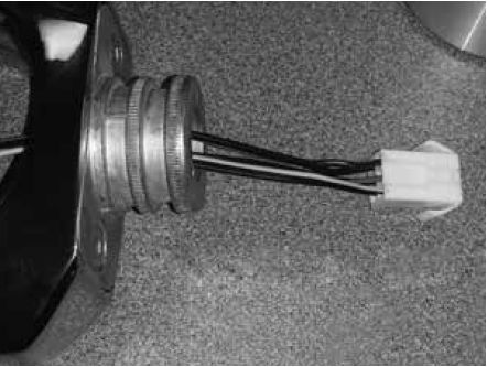 MTX-Marine-WET8CWB-8-Tower-Speaker (4)