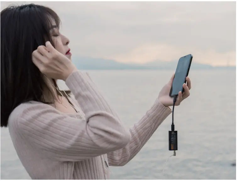 Questyle-M15-Headphone-Amplifier-Mobile-Lossless-DAC-fig-9