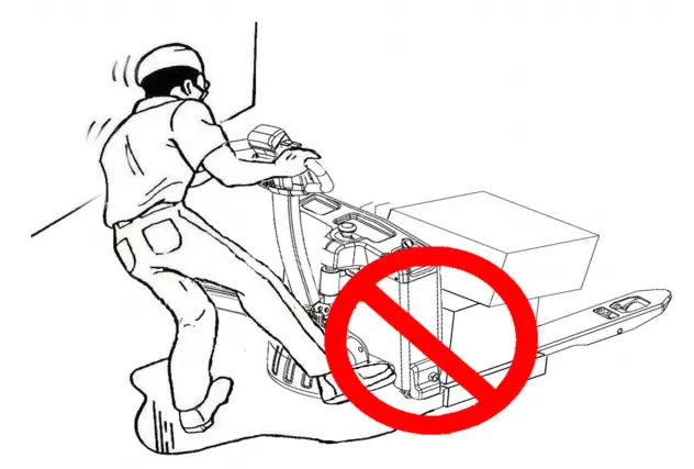 GLOBAL INDUSTRIAL 989069 Self Propelled Electric Pallet Jack Truck - fig20