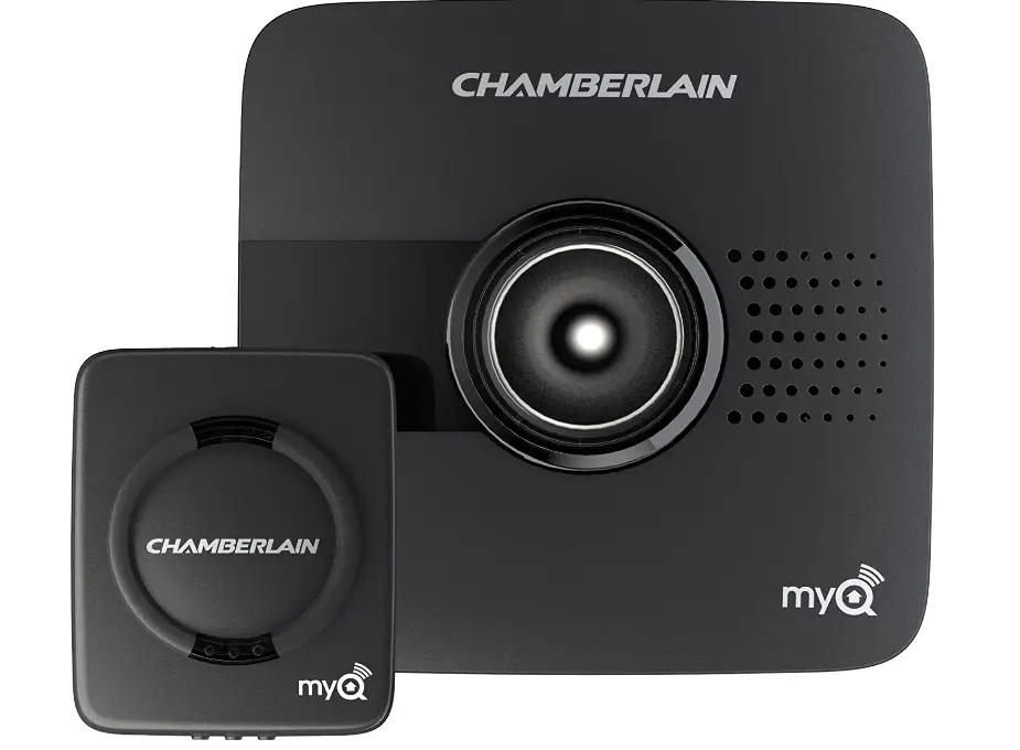 Chamberlain-MYQ-G0201-MyQ-Garage-Controls-Your-Garage-Door-Opener-Imgg