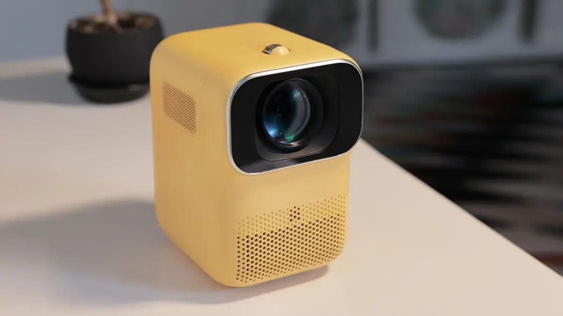 Heyup C015fge Mini Projector User Manual Heyup C015fge Mini Projector User Manual