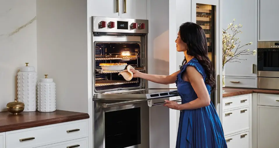 Sharp R-270 Microwave Oven Instruction Manual