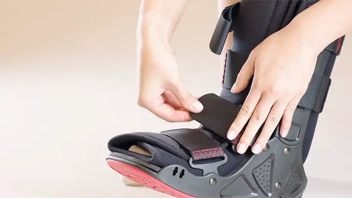 Djo Procare Xceltrax Tall Walker Brace Instructions