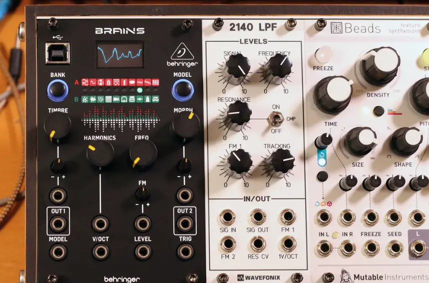 Behringer Brains Multi-engine Oscillator Module User Guide