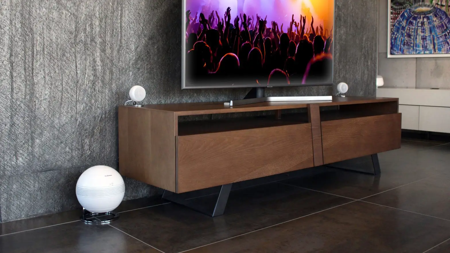 Cabasse The Pearl Keshi 2.1 Hifi System User Guide Cabasse The Pearl Keshi 2.1 Hifi System User Guide