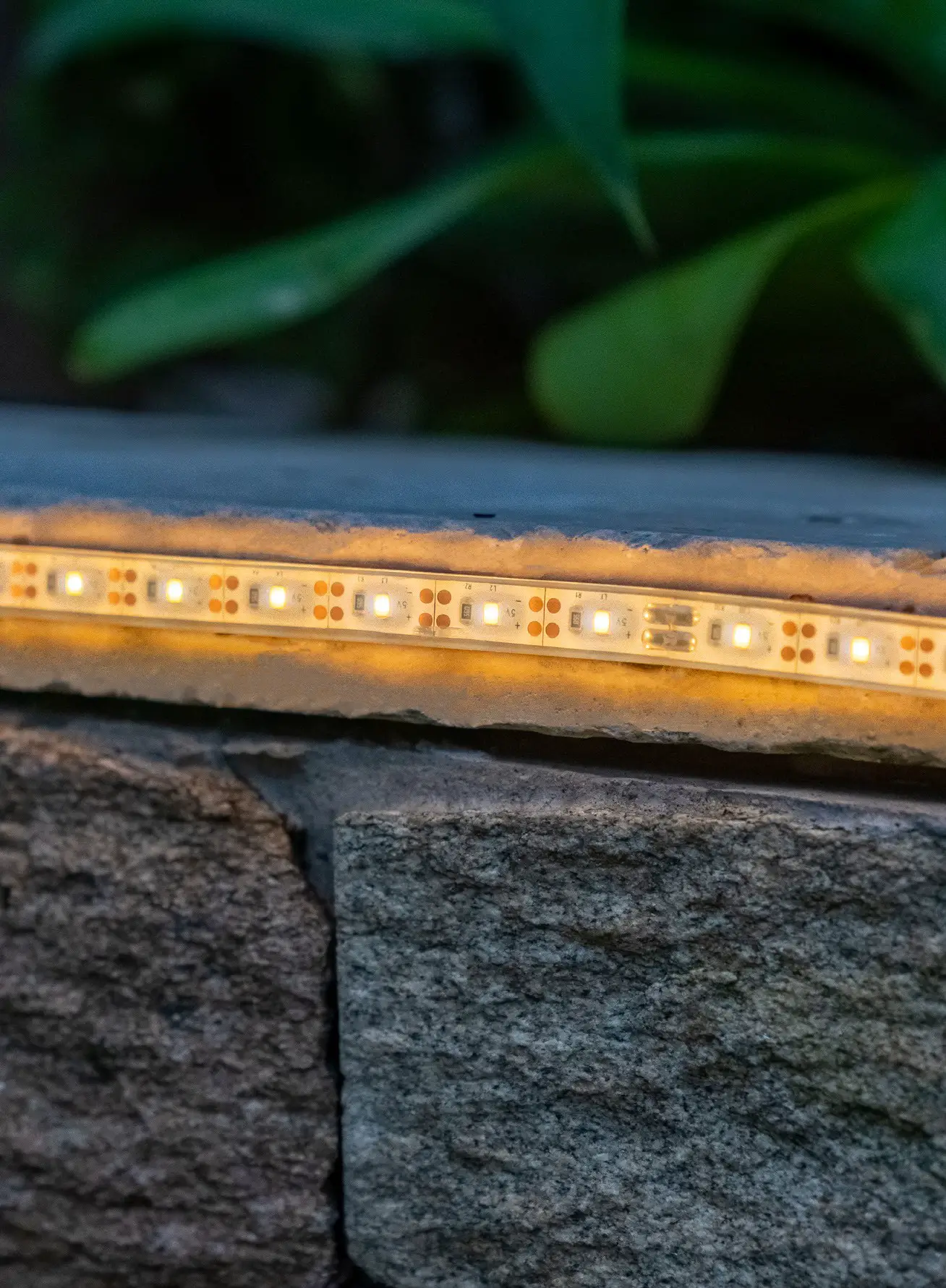 HOSELINK L450 4m Solar LED Strip Light - cover