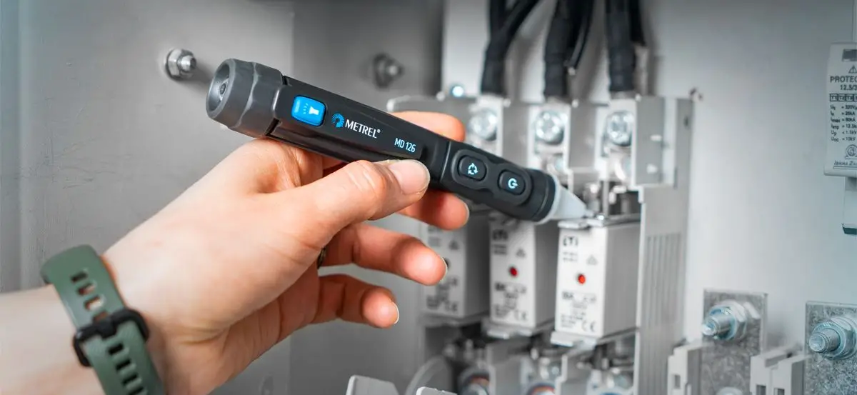 Metrel Md 126 Voltage And Phase Sequence Detector User Manual