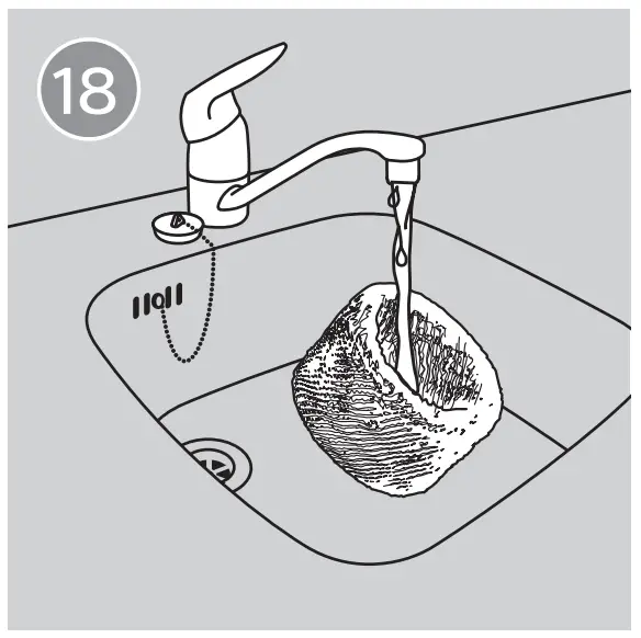 Clean the humidification filter