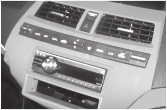 Metra 99-7875 DIN radio provision --metea