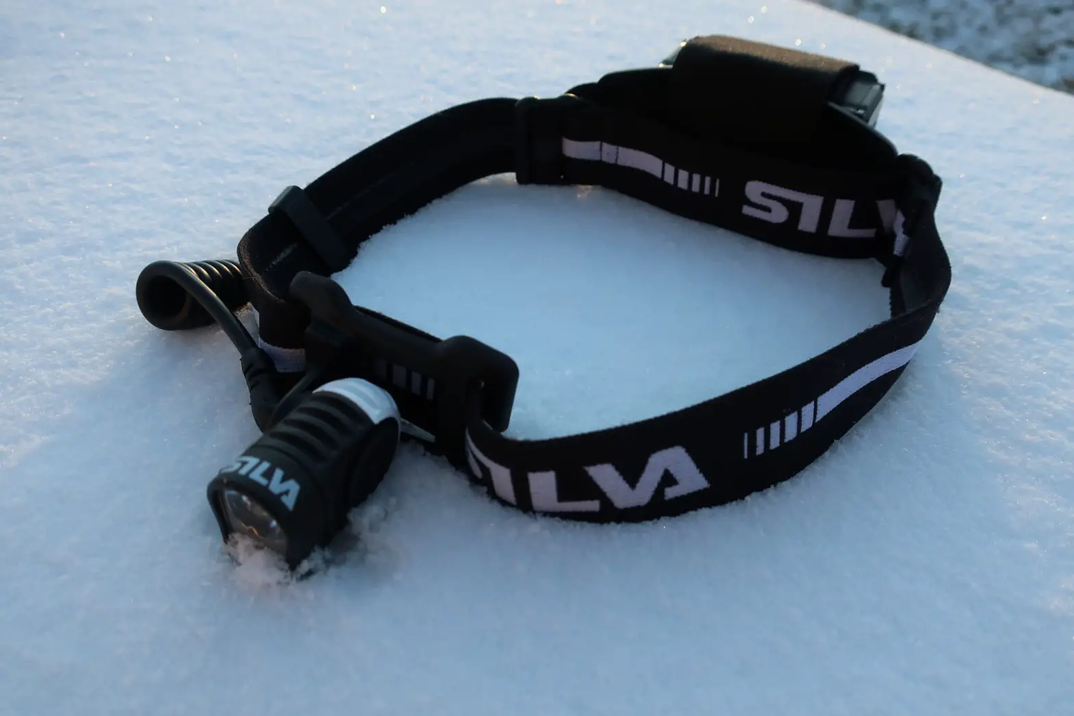 Silva 37874 Trail Speed 4r 1200lm Headlamp User Guide
