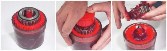 Using a Mechanical Grease Packer