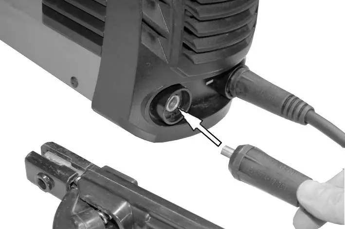 Clarke-MMA200A-200A-MMA-Inverter-Welder-02