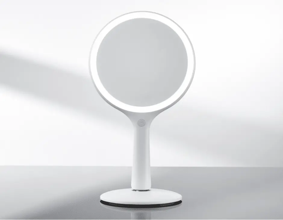Sharper Image 2-in-1 Led Vanity Mirror User Manual Sharper Image 2-in-1 Led Vanity Mirror User Manual