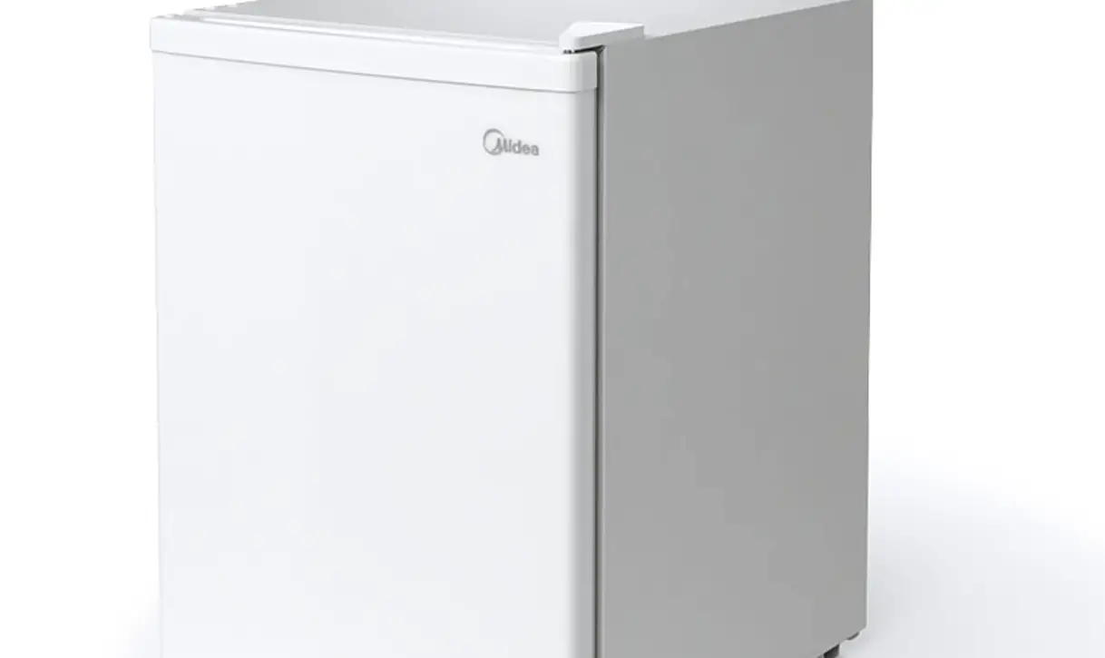 Midea Mrm33s4awwc Mini Compact Refrigerator User Manual Midea Mrm33s4awwc Mini Compact Refrigerator User Manual