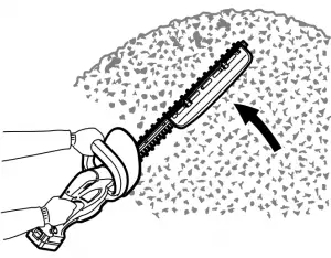 makita Cordless Hedge Trimmer - 12