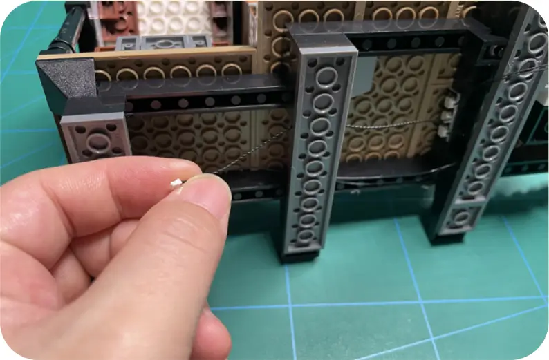 GAME OF BRICKS Light Kit for Winter Village Station Step 1_N