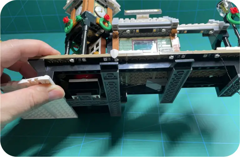 GAME OF BRICKS Light Kit for Winter Village Station Step 3_G