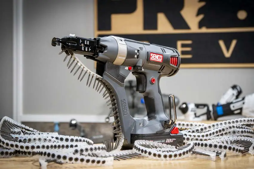 Senco Duraspin Auto-feed Screwdriver User Guide Senco Duraspin Auto-feed Screwdriver User Guide