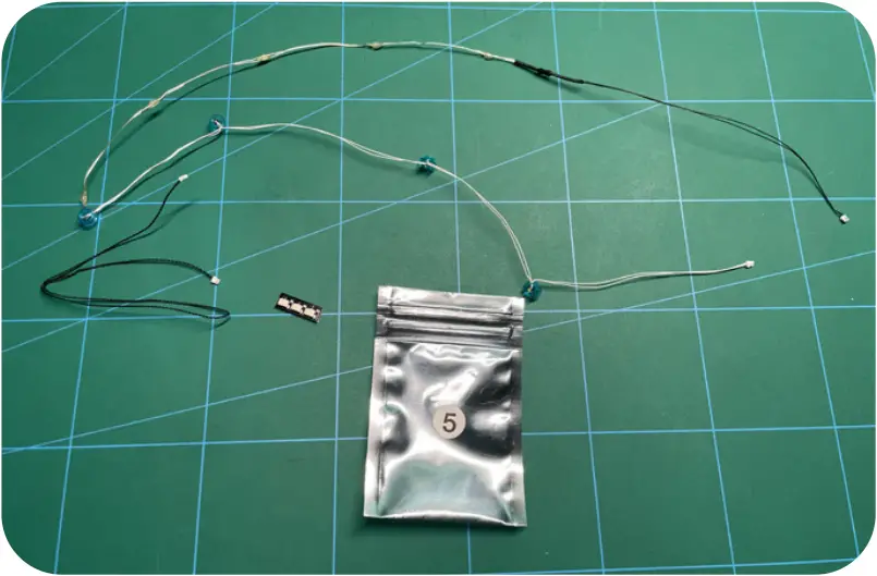 GAME OF BRICKS Light Kit for Winter Village Bakery Step 5_A