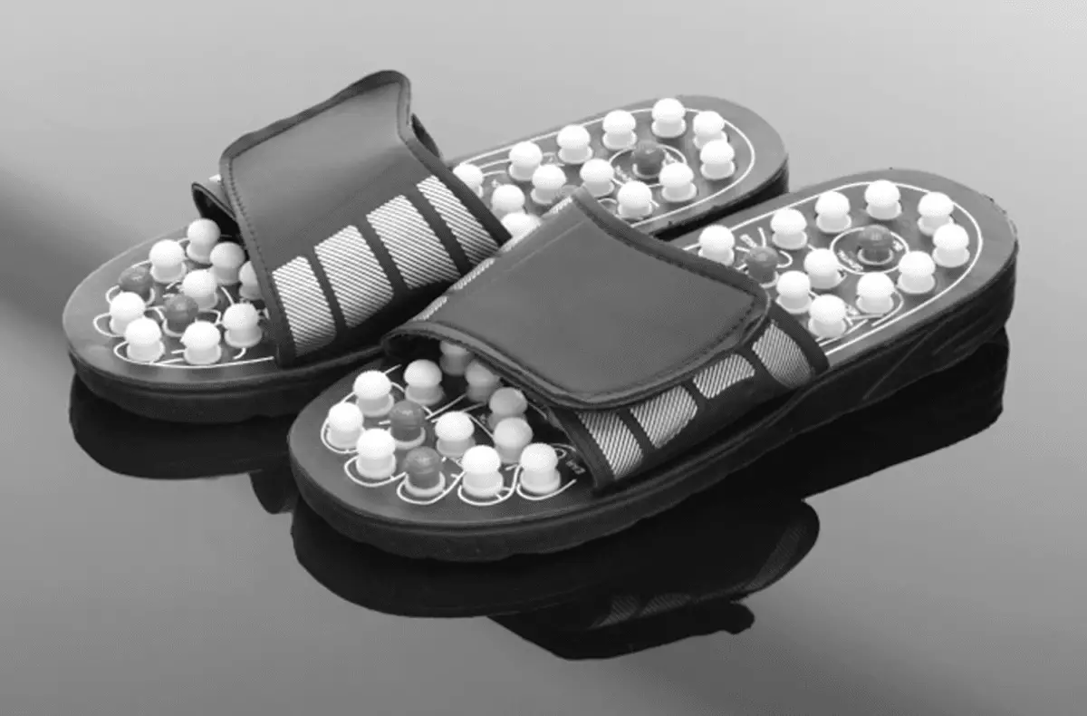 Sharper Image Acupressure Massage Sandals User Guide