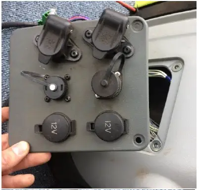 AGRA-GPS-CLAAS-JD-Bridge-Axion-and-Arion-Tractors- (6)